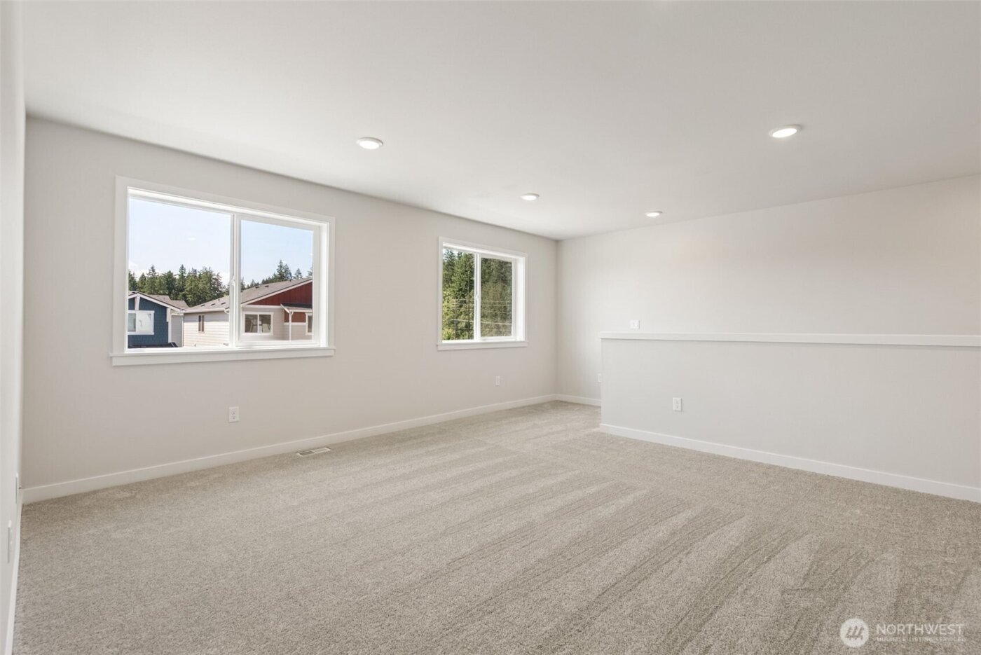 2067 NE Norseman Way , Poulsbo, WA 98370