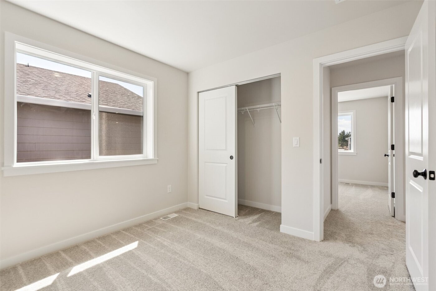 2067 NE Norseman Way , Poulsbo, WA 98370