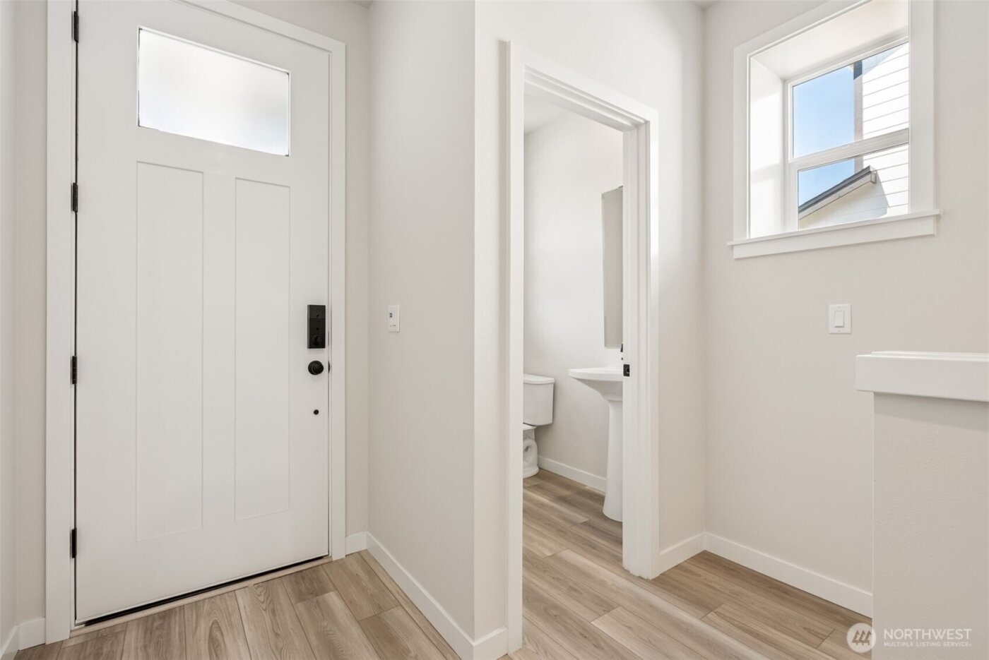 2067 NE Norseman Way , Poulsbo, WA 98370