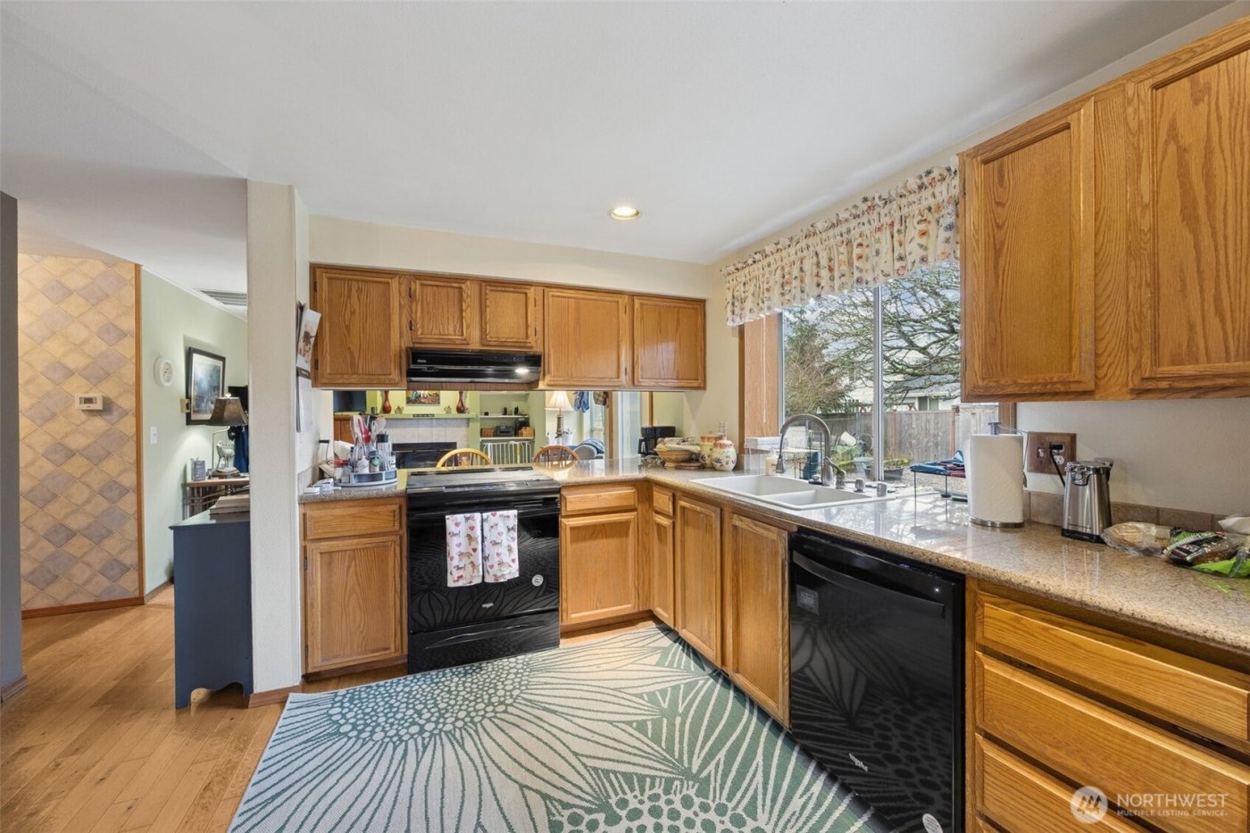 915 129th Street Ct E, Tacoma, WA 98445