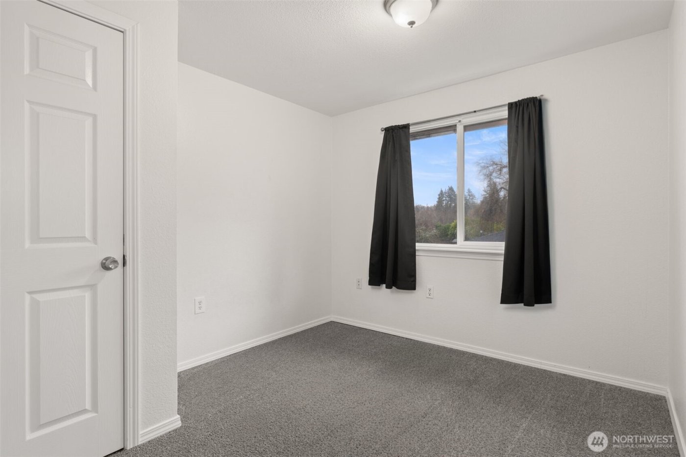 1769 SE Crawford Road , Port Orchard, WA 98366