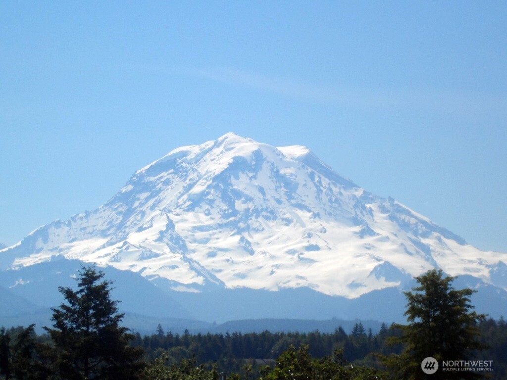 14405 Greenbelt Drive E, Bonney Lake, WA 98391