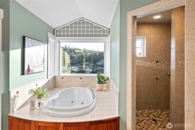283 Shorewood Ct , Fox Island, WA 98333 - Photo 23