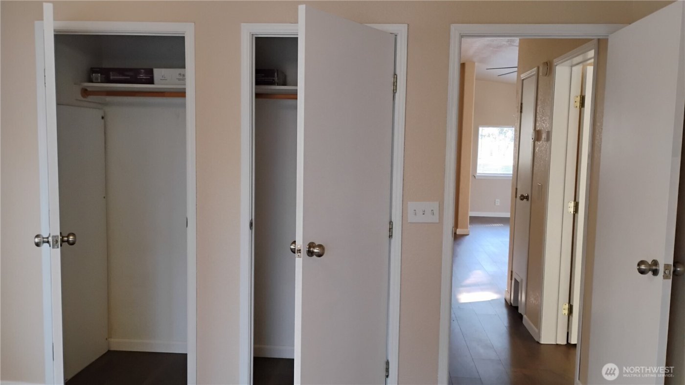 150 E Kingston Way , Shelton, WA 98584