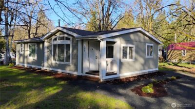 150 E Kingston Way , Shelton, WA 98584 - Photo 2