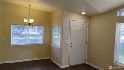150 E Kingston Way , Shelton, WA 98584 - Photo 5