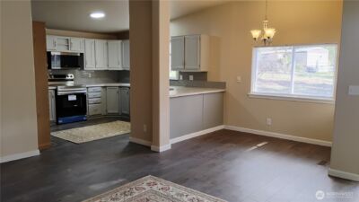 150 E Kingston Way , Shelton, WA 98584 - Photo 8