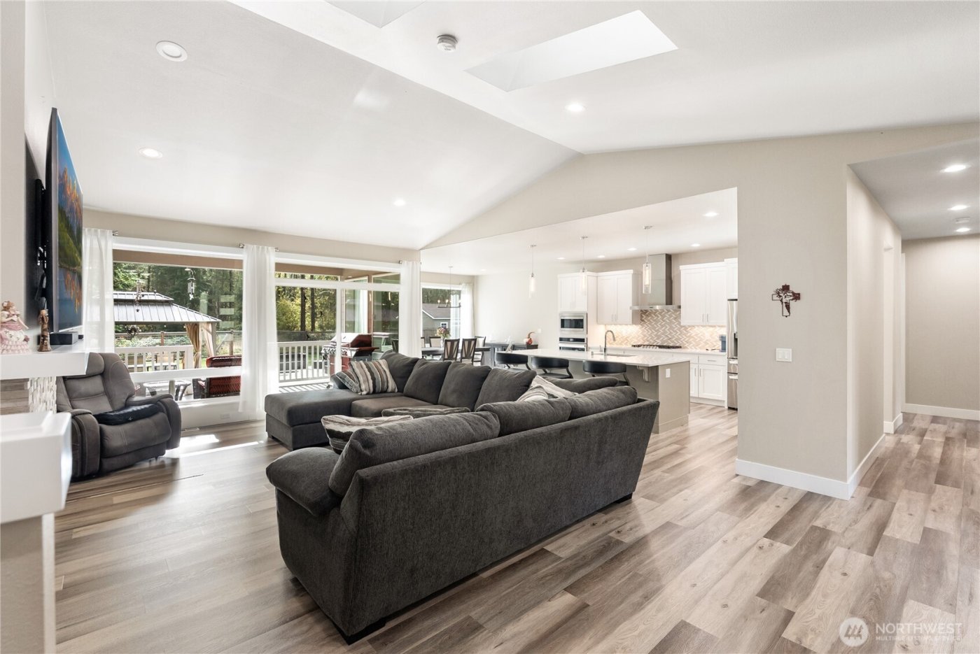 14025 107th Place NE, Lake Stevens, WA 98258