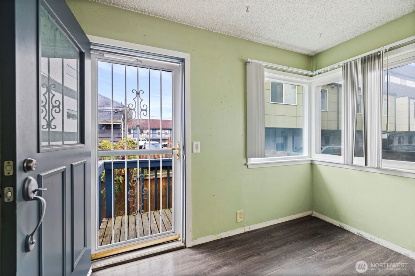 6666 Carleton Avenue S, Seattle, WA 98108-3531