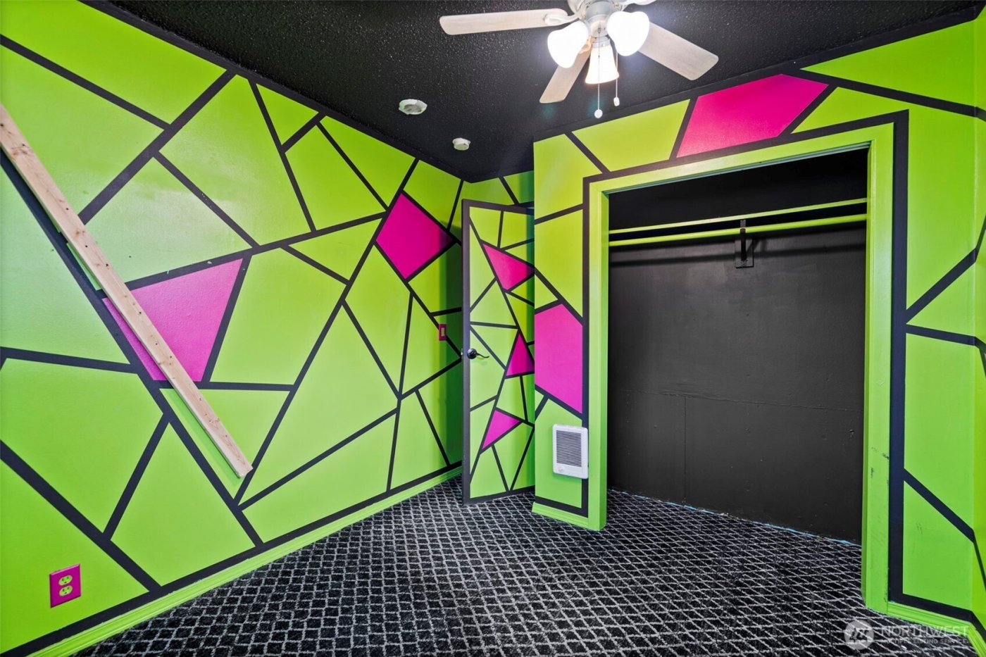 6666 Carleton Avenue S, Seattle, WA 98108-3531