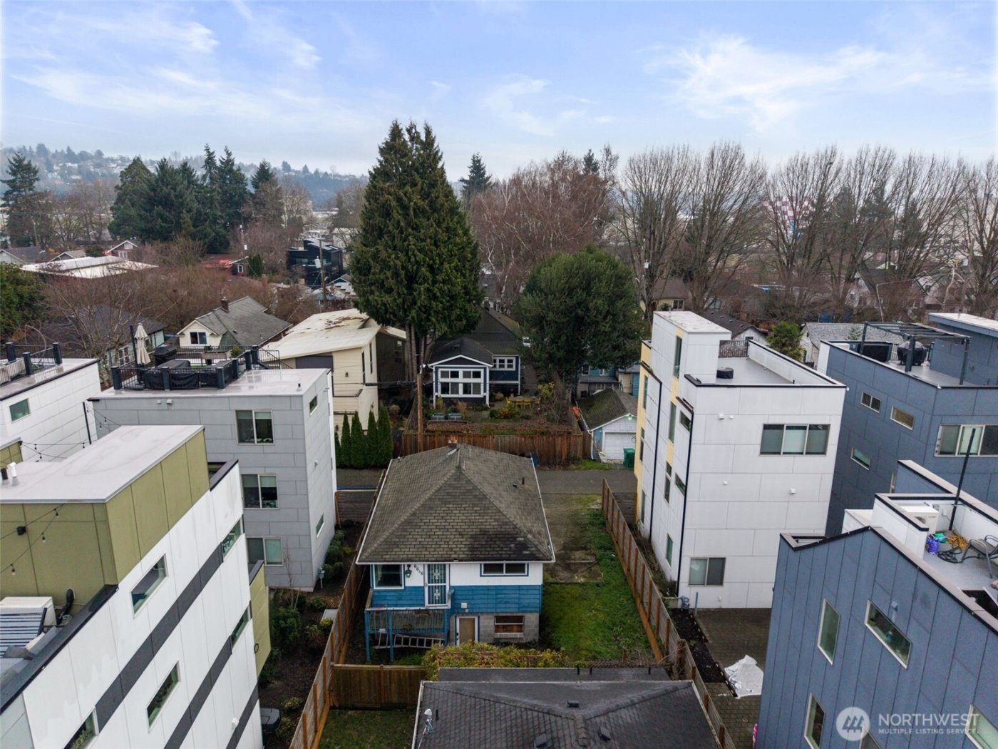 6666 Carleton Avenue S, Seattle, WA 98108-3531