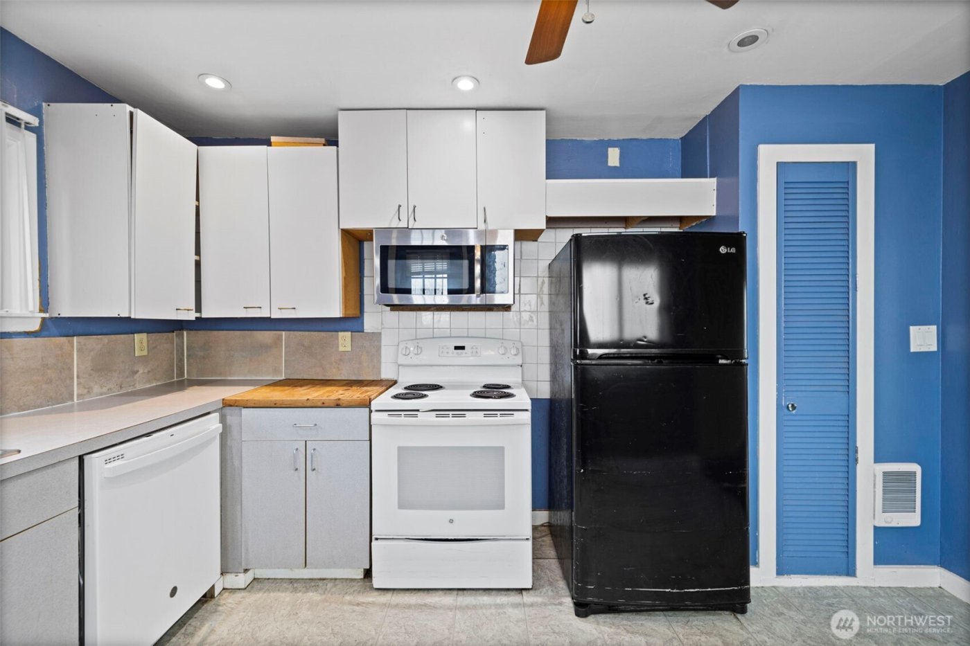 6666 Carleton Avenue S, Seattle, WA 98108-3531