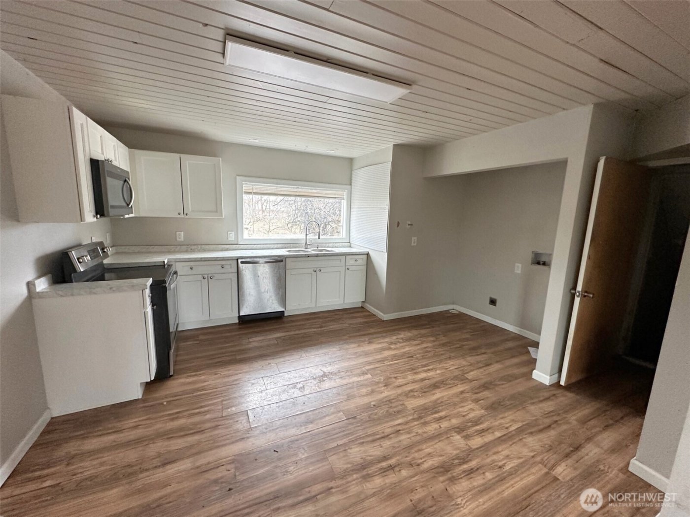 3003 E Bridgeport Avenue , Spokane, WA 99207-5709