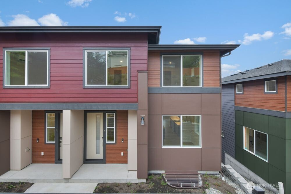 13216 NE 127th Court #A, Kirkland, WA 98034