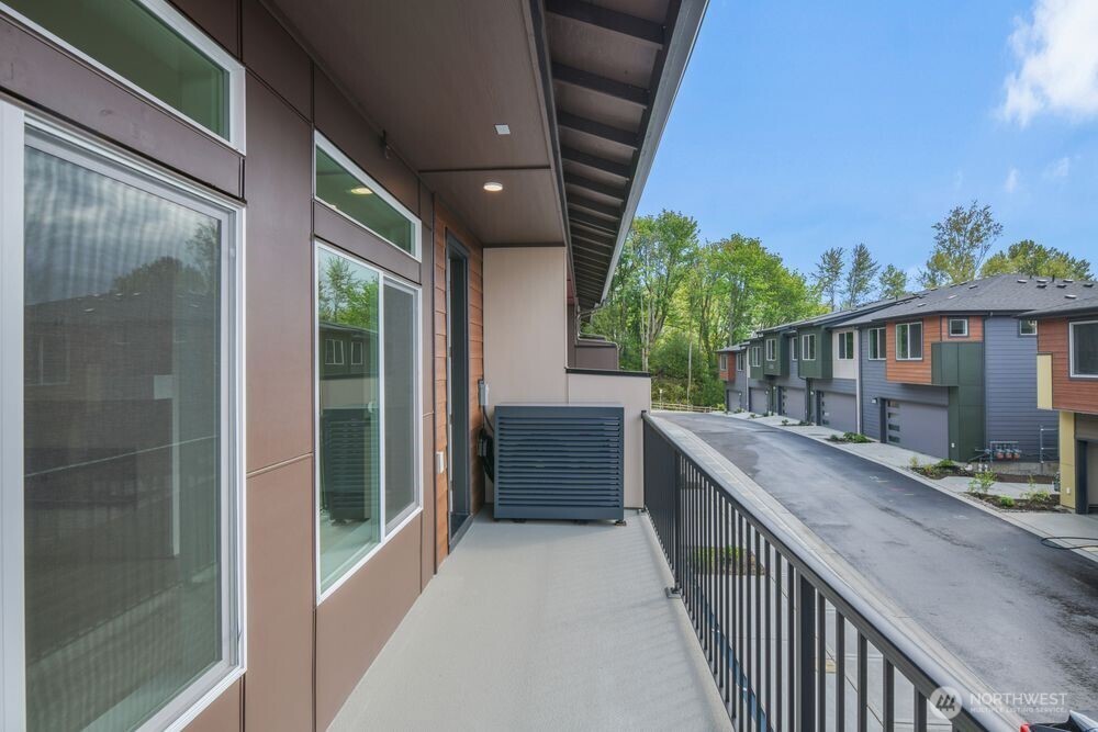 13216 NE 127th Court #A, Kirkland, WA 98034