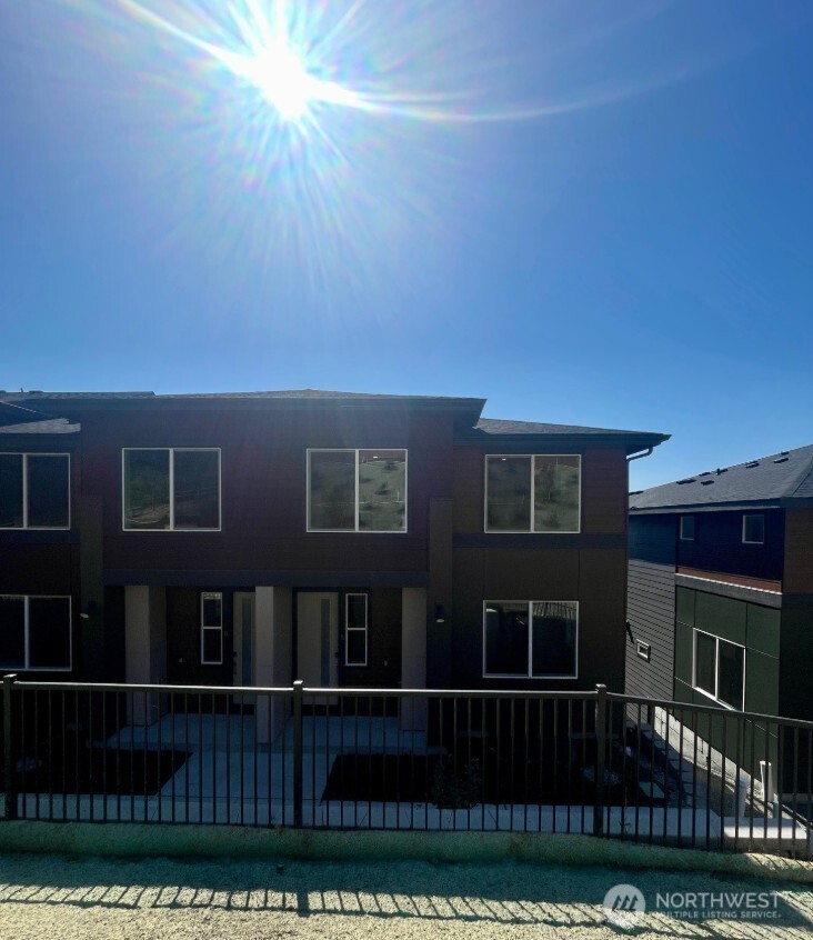 13216 NE 127th Court #A, Kirkland, WA 98034