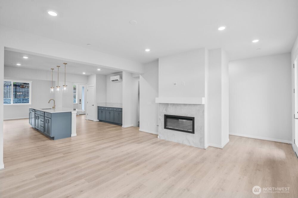 13216 NE 127th Court #A, Kirkland, WA 98034