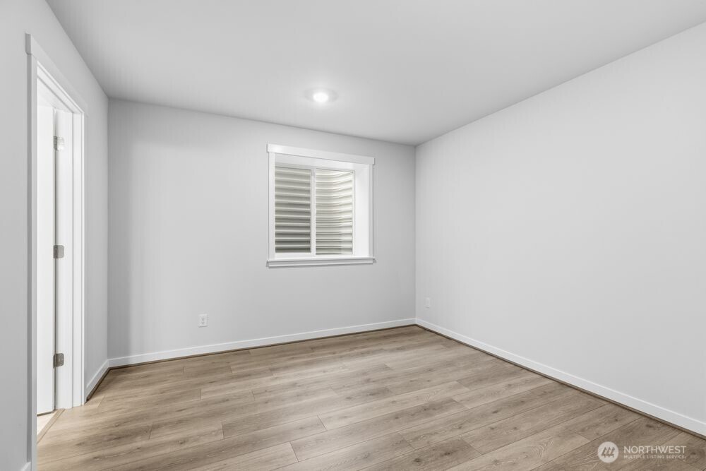 13210 NE 127th Way #D, Kirkland, WA 98034