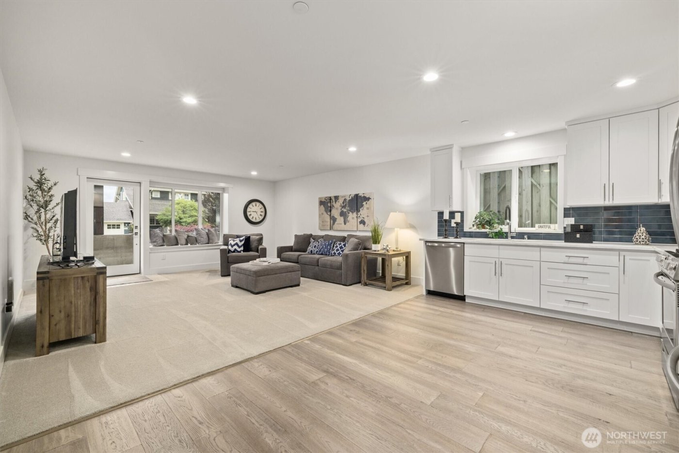 6921 55th Avenue S, Seattle, WA 98118-3411