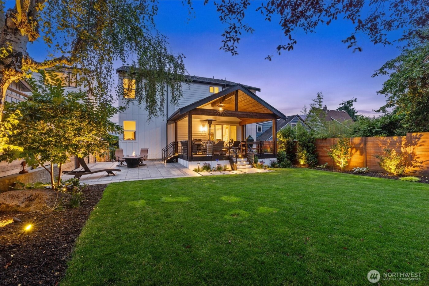 6921 55th Avenue S, Seattle, WA 98118-3411