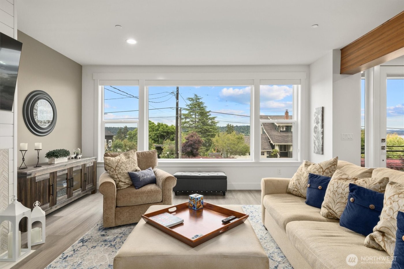 6921 55th Avenue S, Seattle, WA 98118-3411