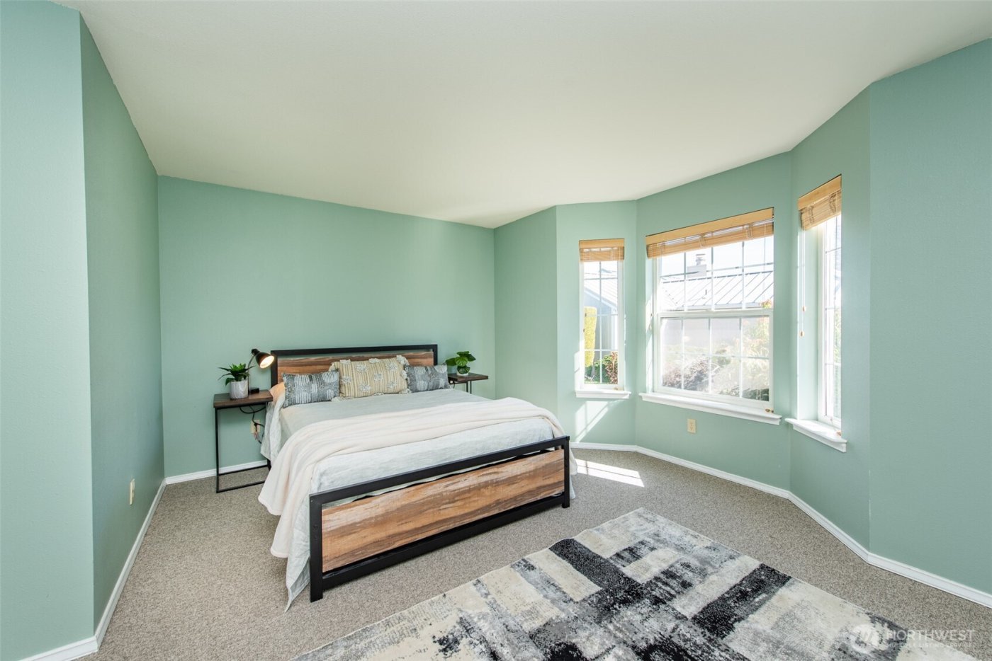 892 N Oxford Way , Sequim, WA 98382