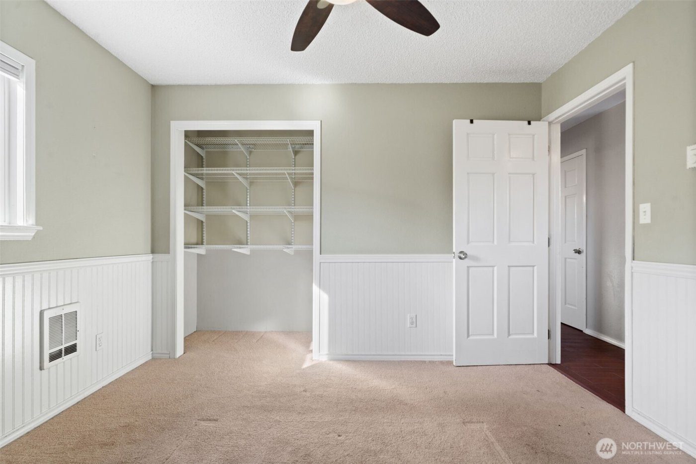 122 N C St , Buckley, WA 98321