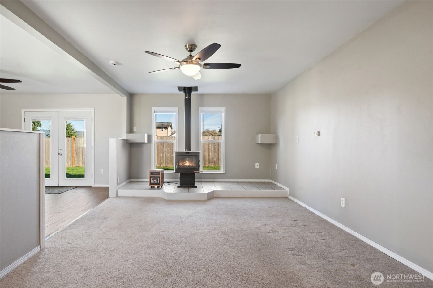 122 N C St , Buckley, WA 98321