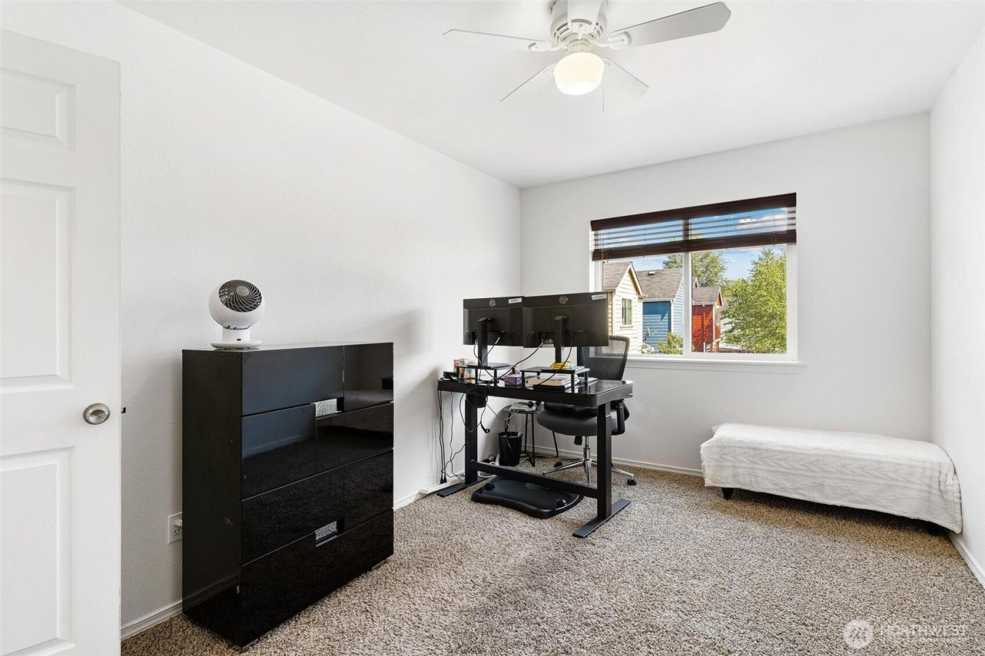 11415 6th Avenue E , Tacoma, WA 98445