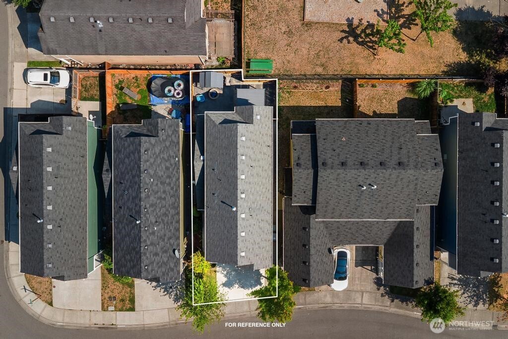 11415 6th Avenue E , Tacoma, WA 98445