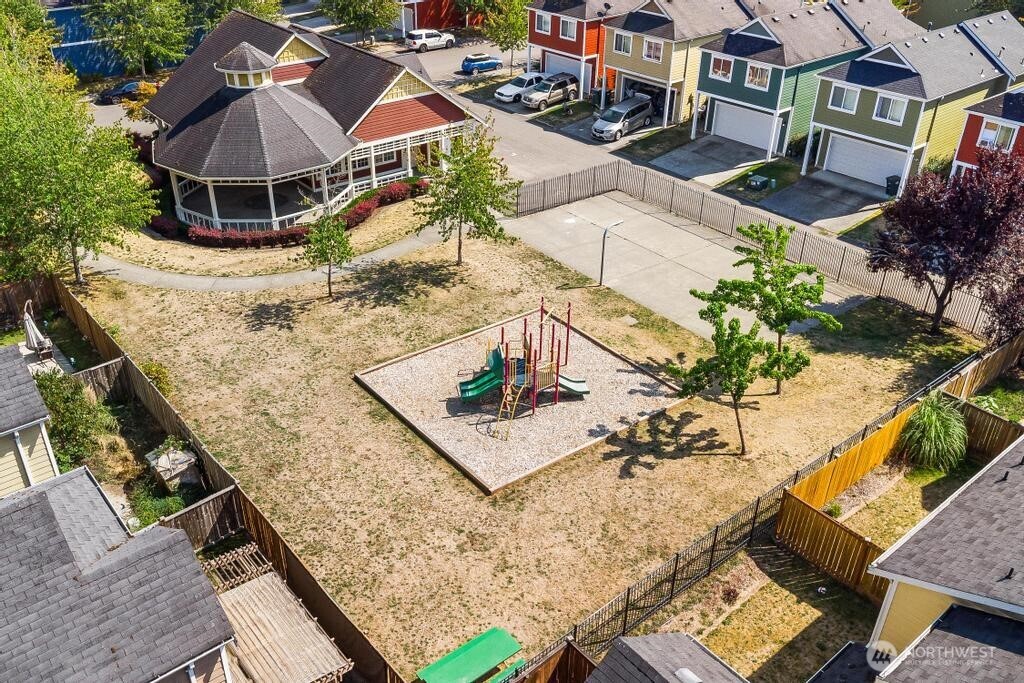 11415 6th Avenue E , Tacoma, WA 98445