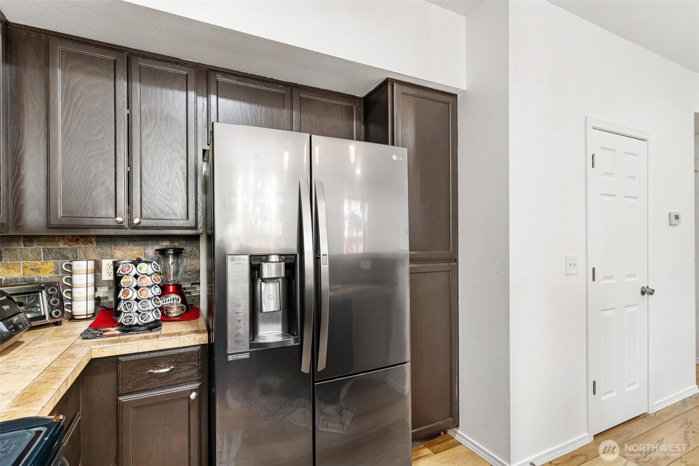 11415 6th Avenue E , Tacoma, WA 98445