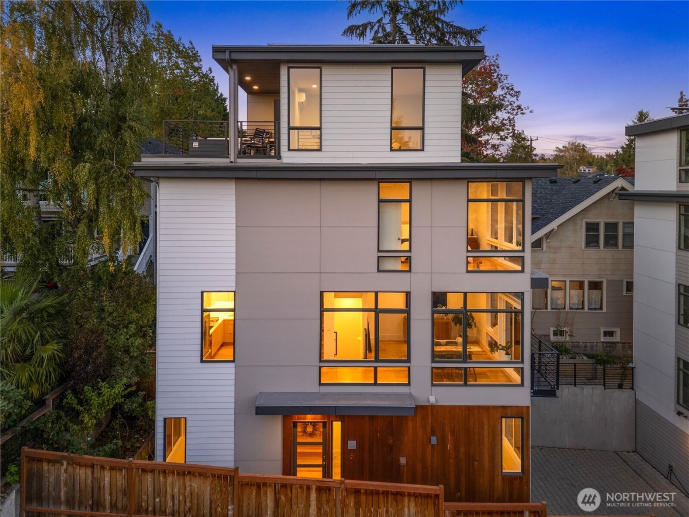 3959 1st Avenue NE #A, Seattle, WA 98105