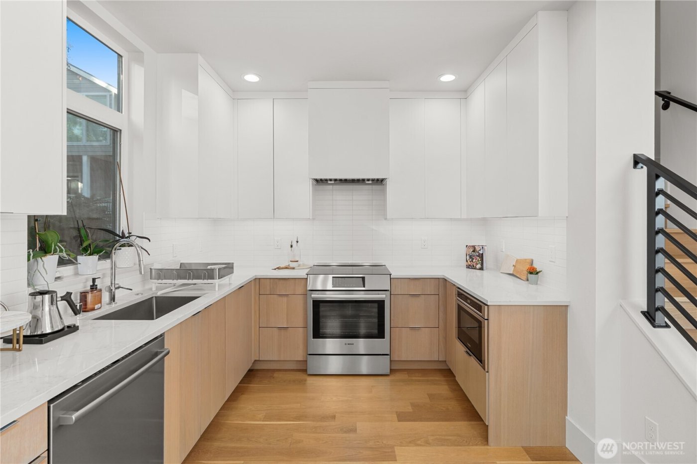 3959 1st Avenue NE #A, Seattle, WA 98105