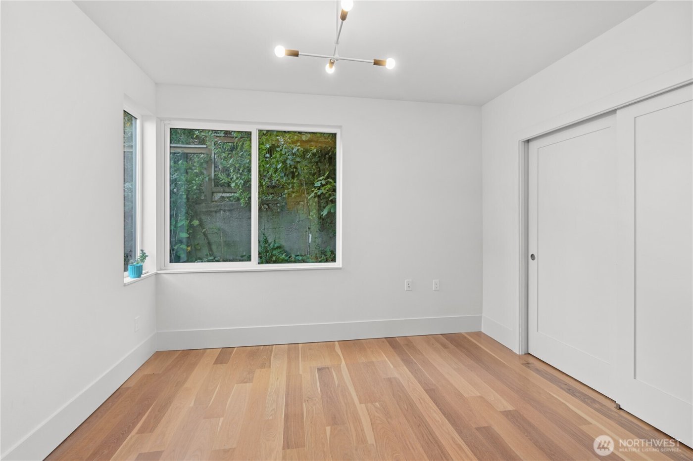 3959 1st Avenue NE #A, Seattle, WA 98105