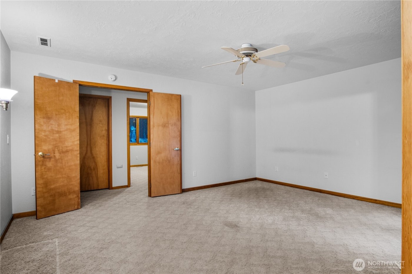 2378 Eagle River Way , Kettle Falls, WA 99141