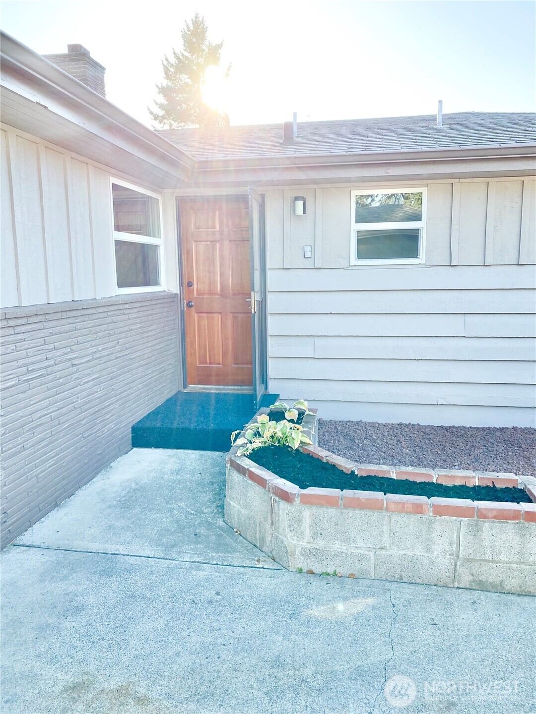 621 SW 132 Street , Burien, WA 98146-0035