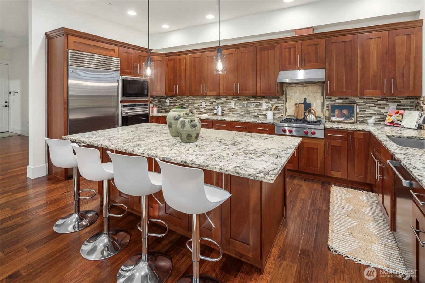 14424 SE 17th St , Bellevue, WA 98007