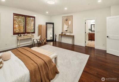 14424 SE 17th St , Bellevue, WA 98007 - Photo 32