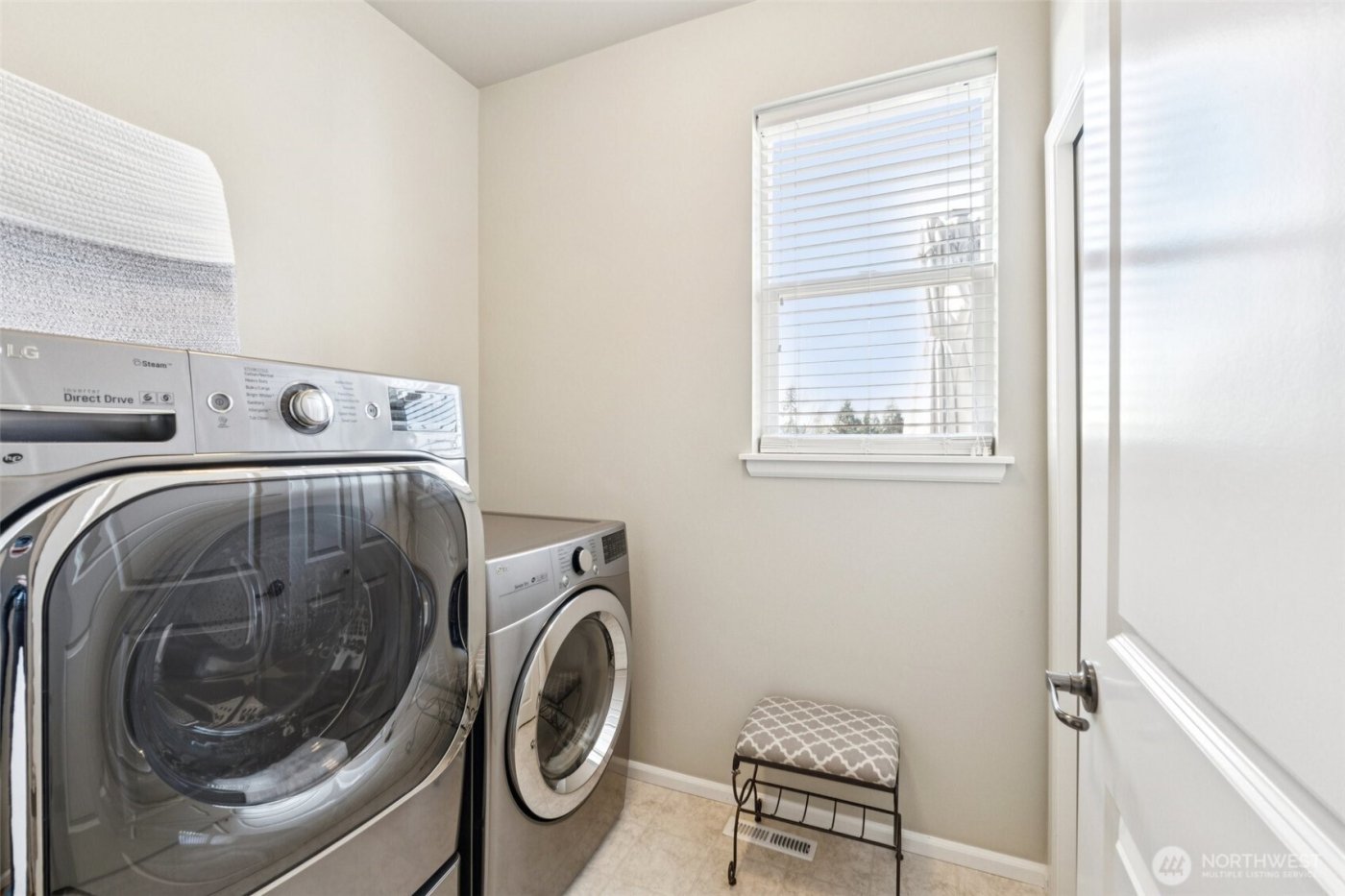 20916 13th Avenue W, Lynnwood, WA 98036