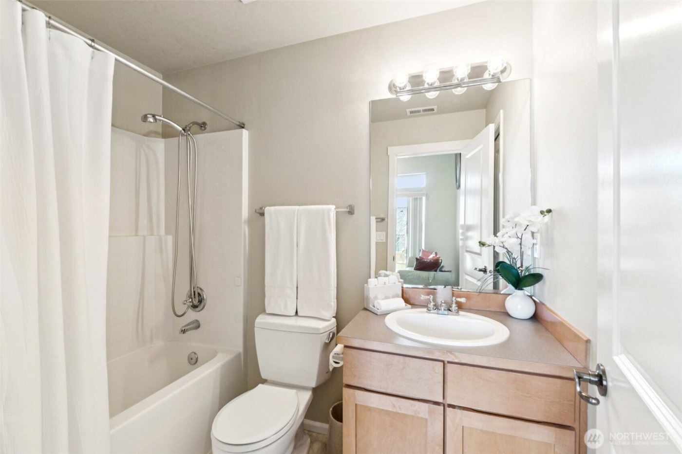 20916 13th Avenue W, Lynnwood, WA 98036