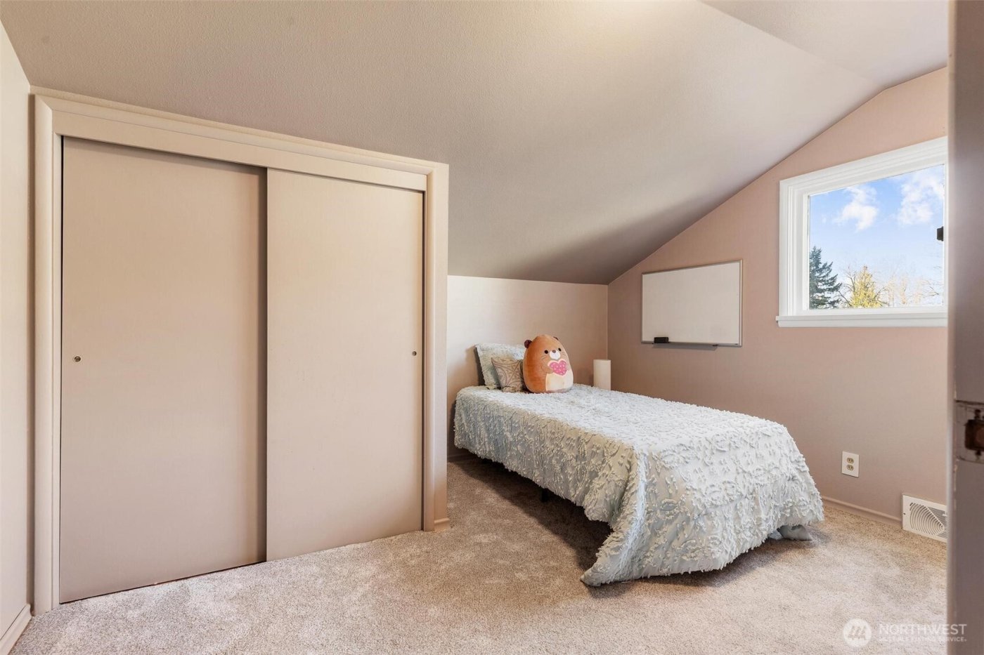 17103 44th Avenue W, Lynnwood, WA 98037