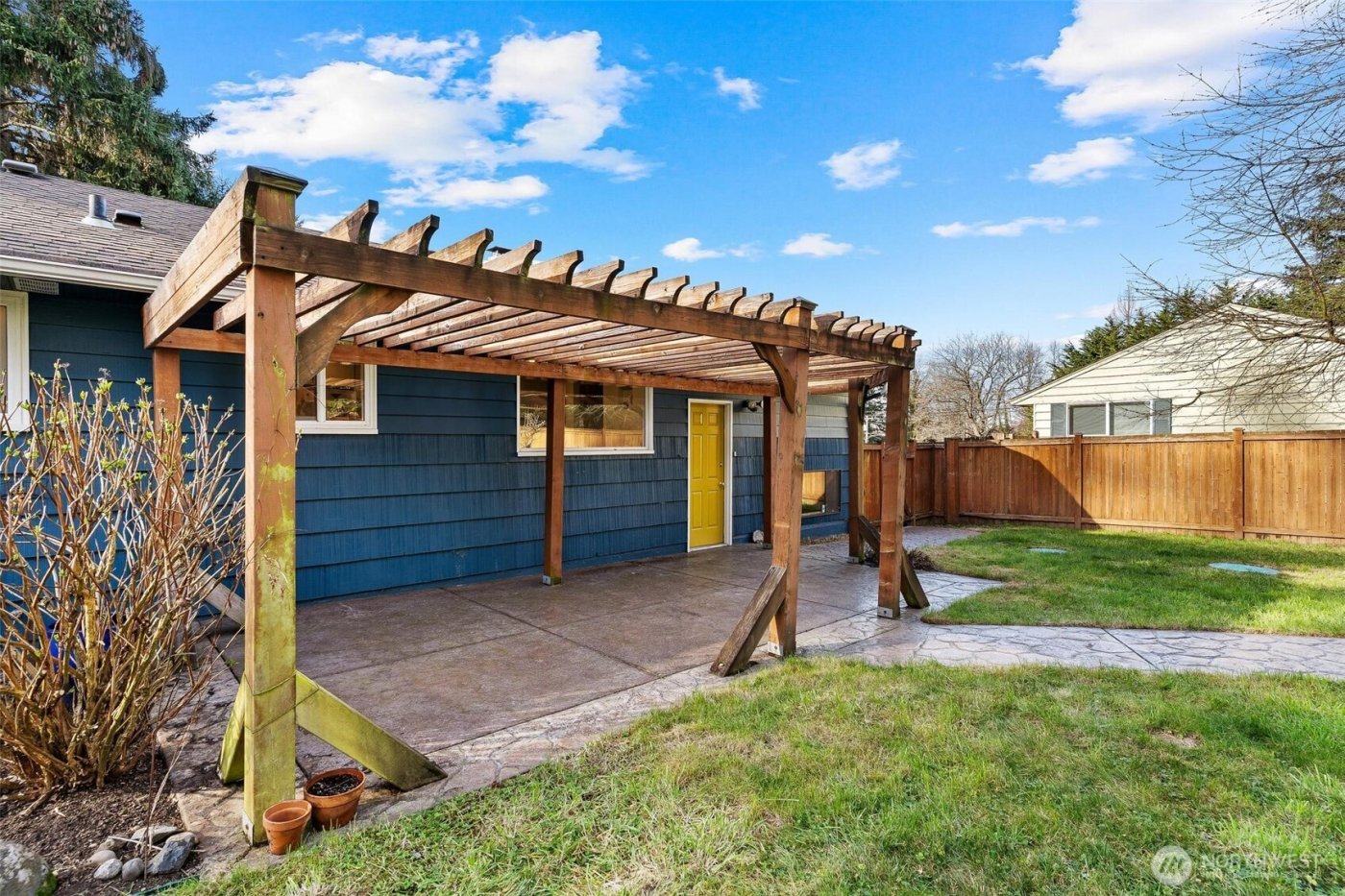 17103 44th Avenue W, Lynnwood, WA 98037