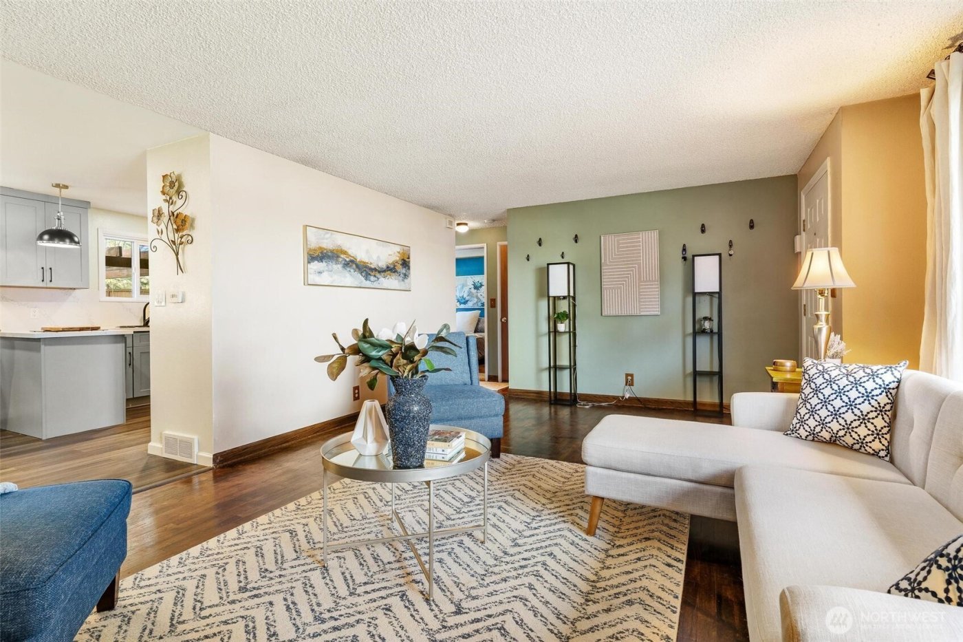 17103 44th Avenue W, Lynnwood, WA 98037