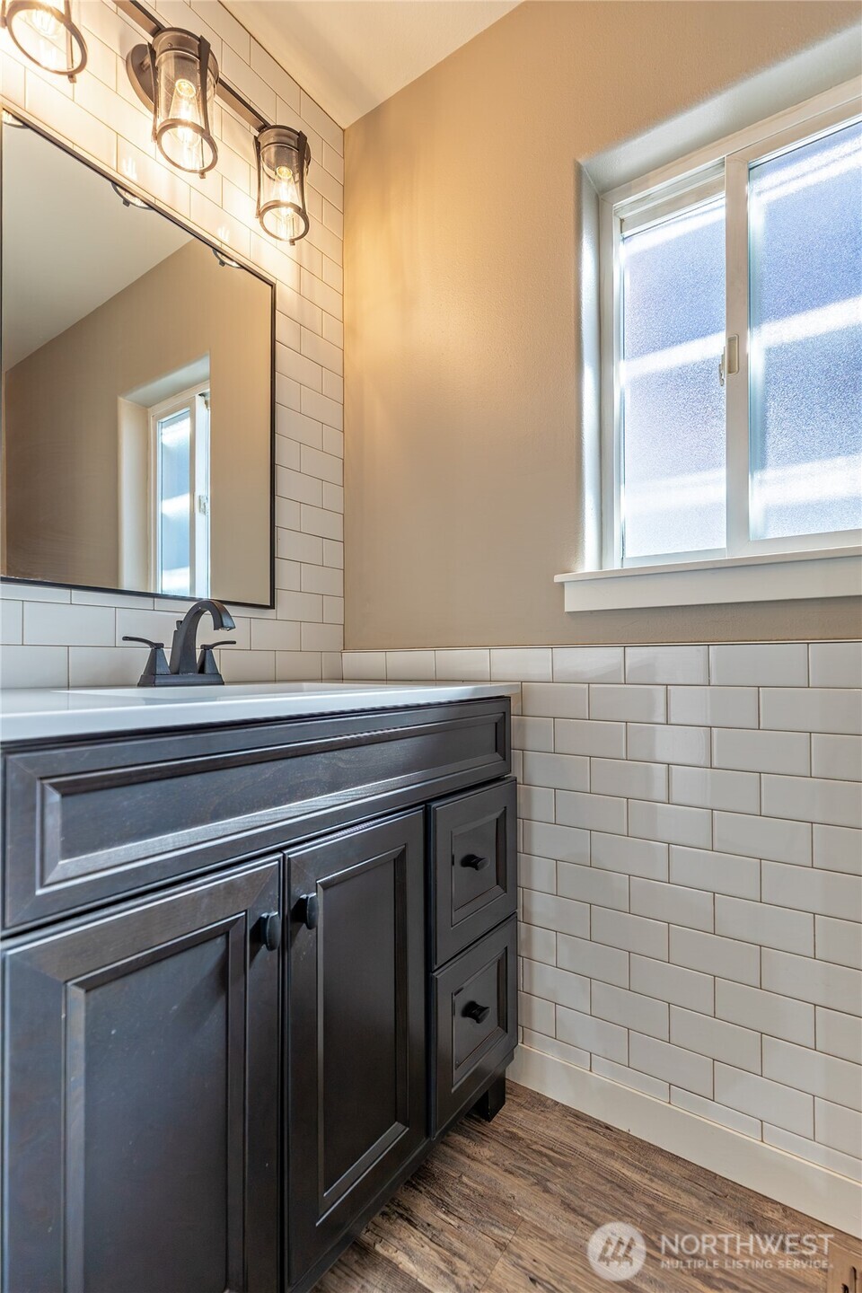 510 E Countryside Avenue , Ellensburg, WA 98926