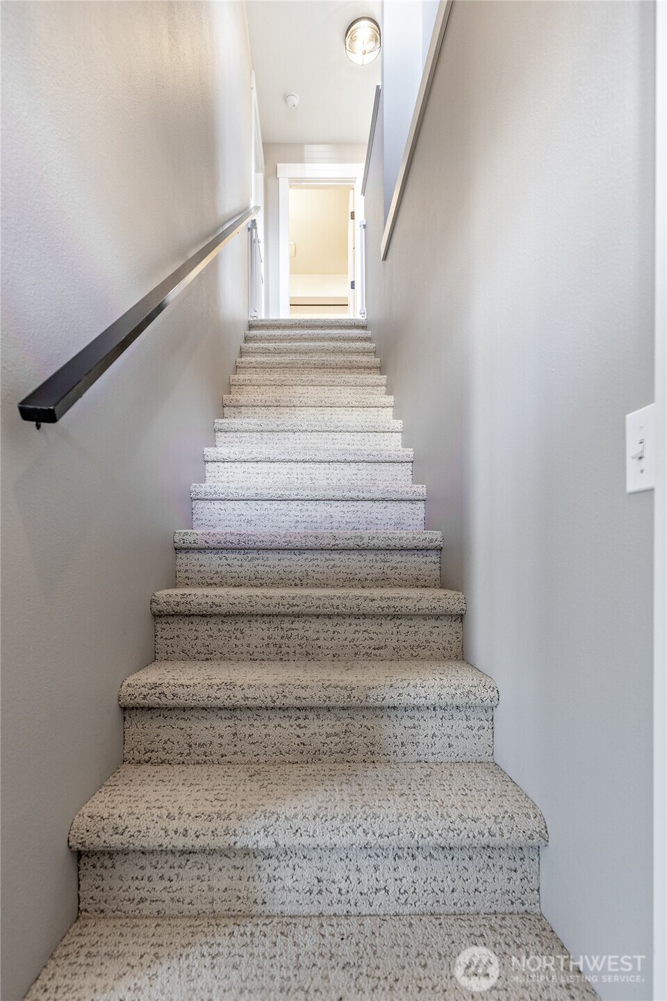 510 E Countryside Avenue , Ellensburg, WA 98926