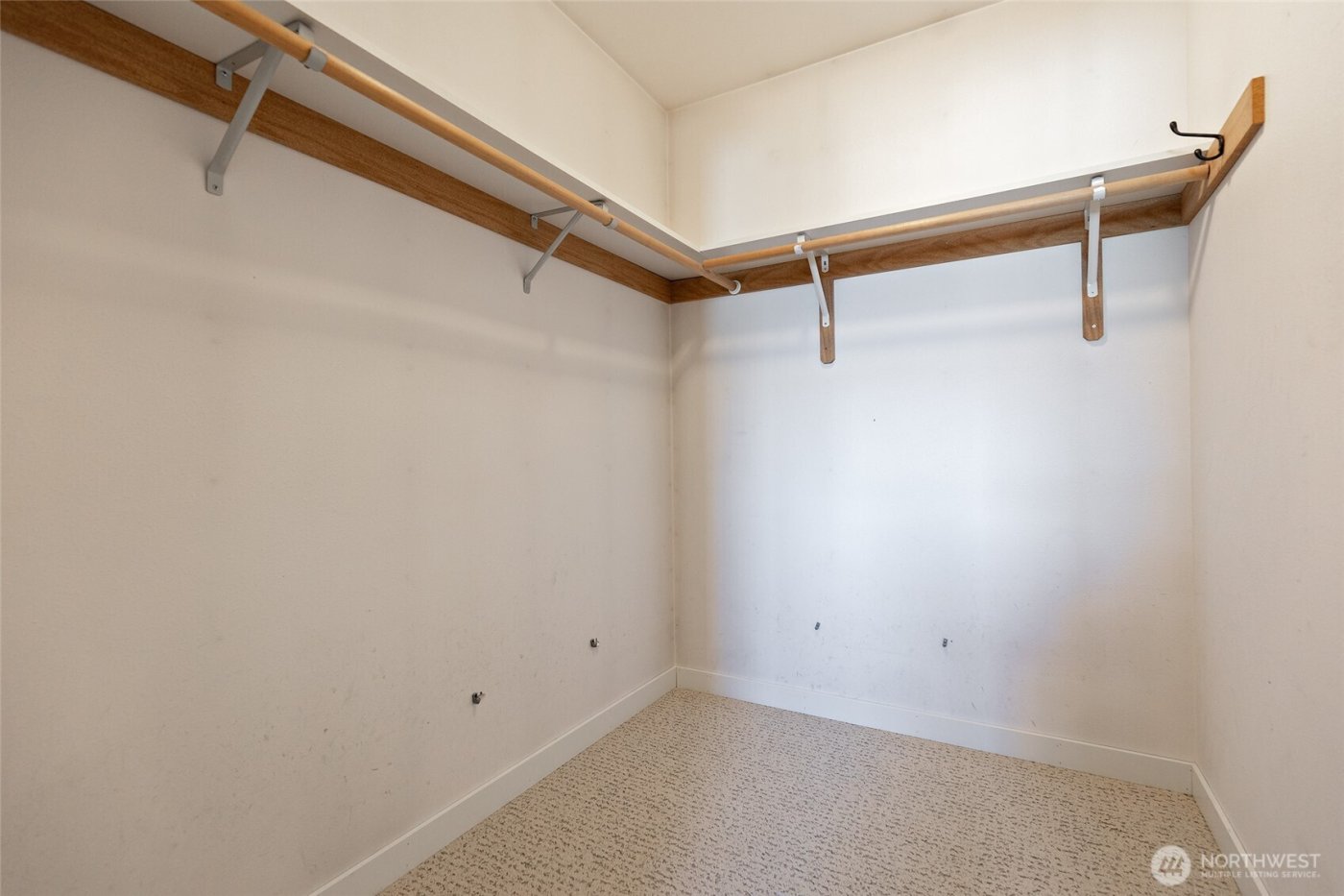 510 E Countryside Avenue , Ellensburg, WA 98926