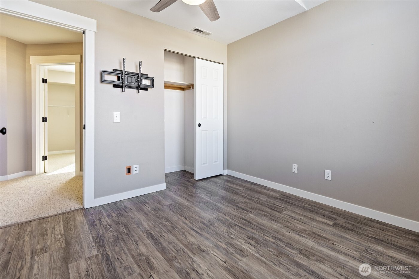 510 E Countryside Avenue , Ellensburg, WA 98926