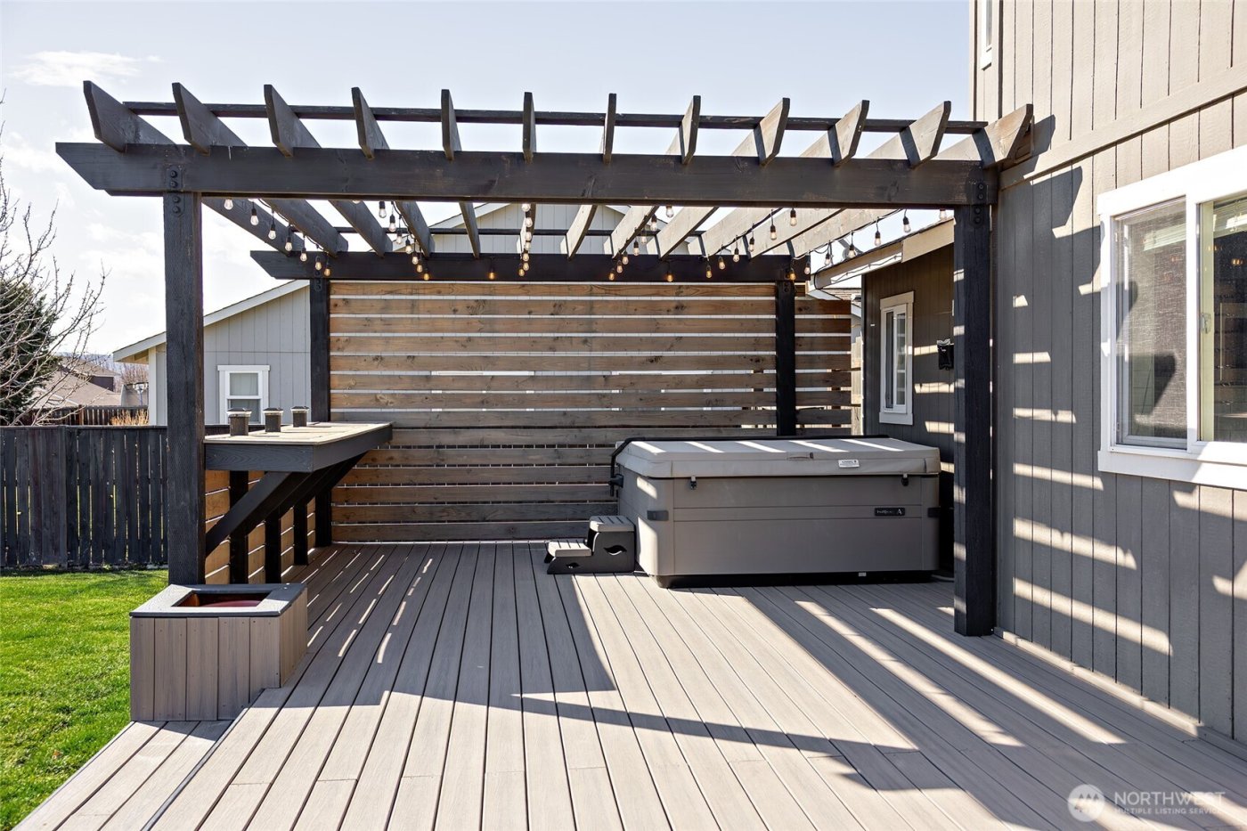 510 E Countryside Avenue , Ellensburg, WA 98926