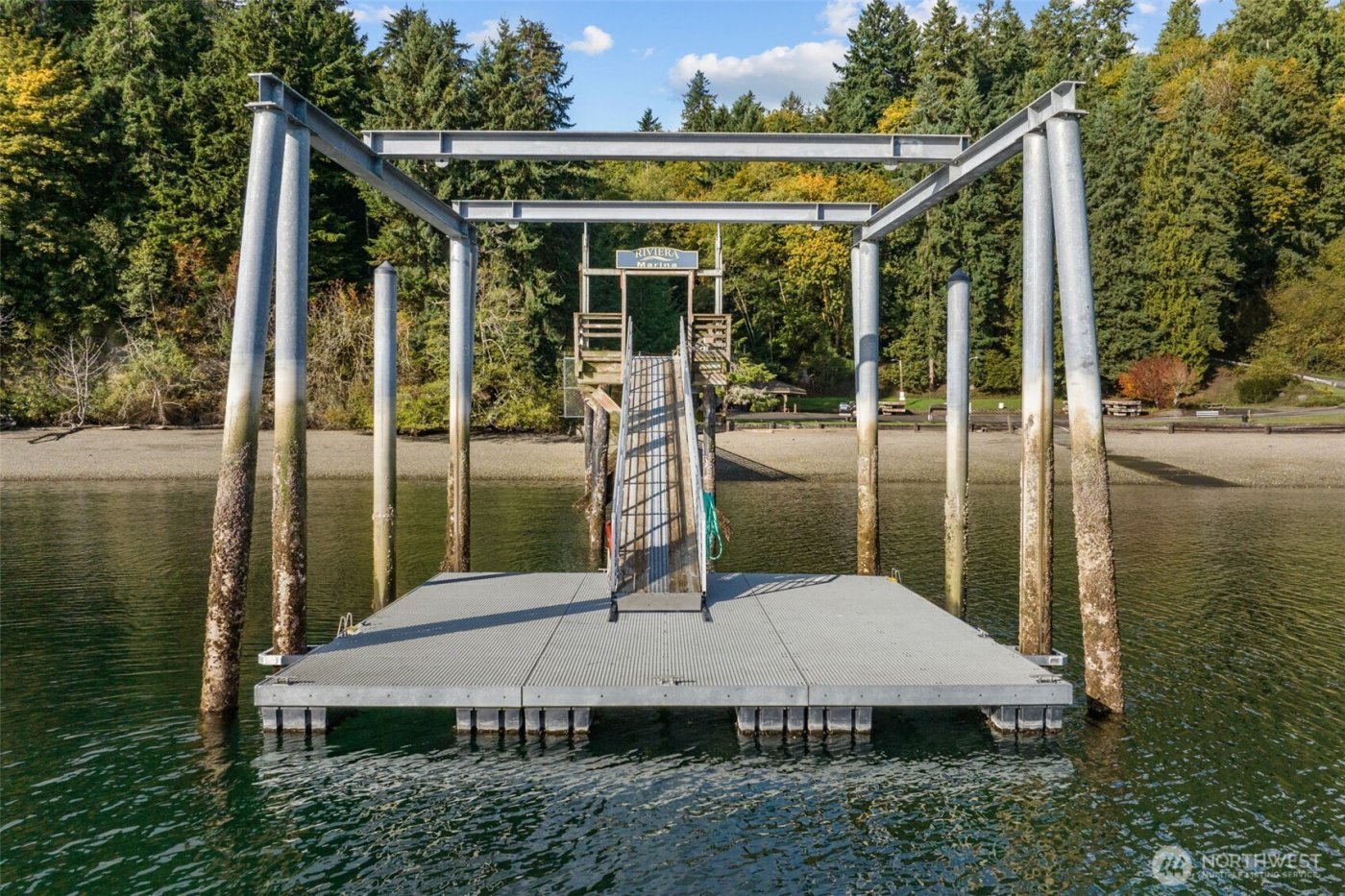 12613 Camus Road , Anderson Island, WA 98303